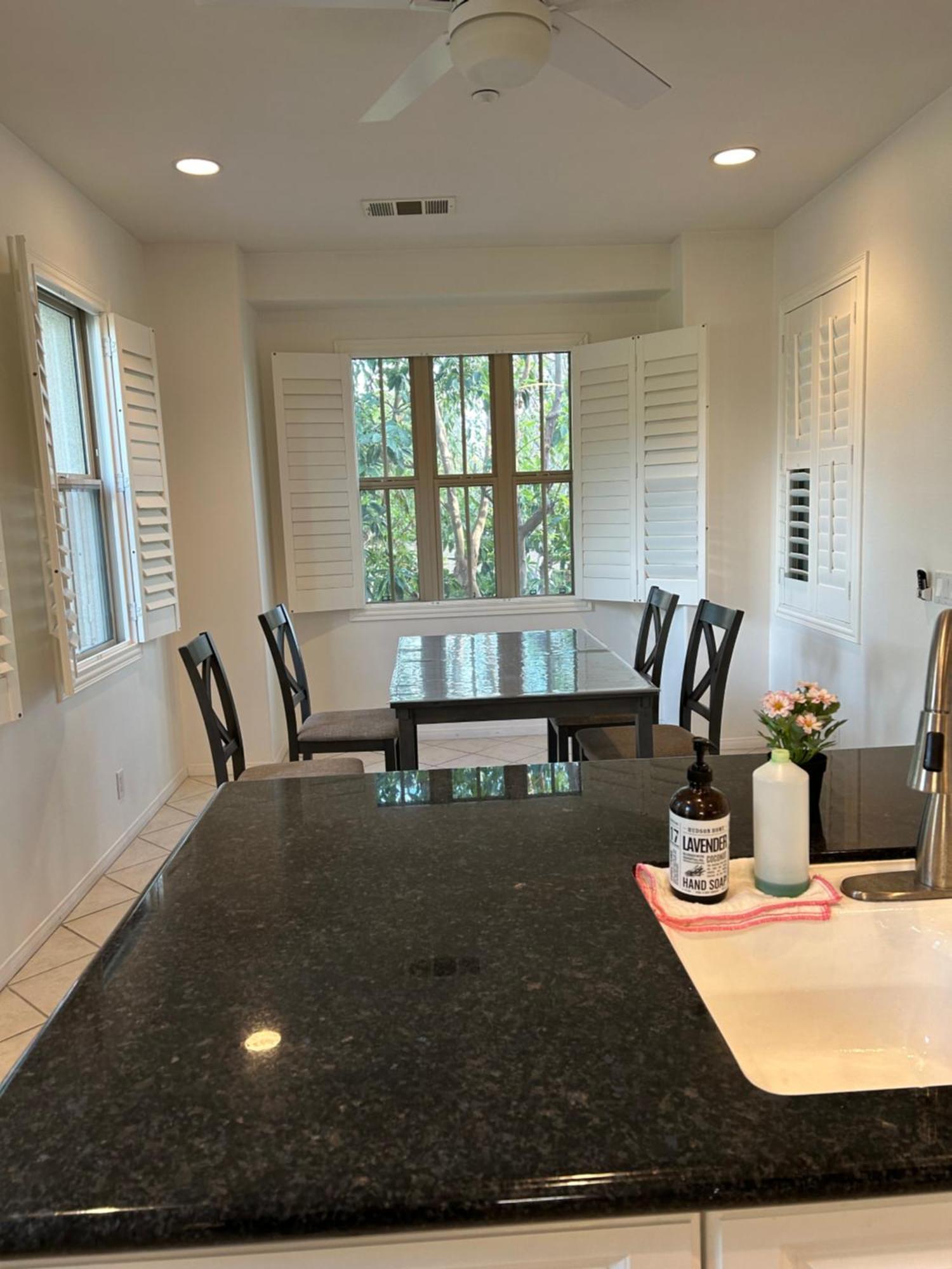 Comfortable House Irvine Bagian luar foto